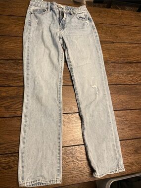 WildOak Boutique Hidden Light Wash Blue Straight-Leg Jeans